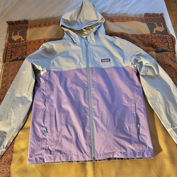 Patagonia Kids Torrentshell 3L Rain Jacket, like new, size XXL (16-18 years old) - Picture 1 of 3